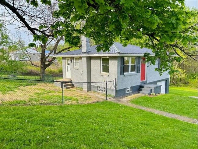 155 Canton Rd in Wintersville, OH - Building Photo - Building Photo