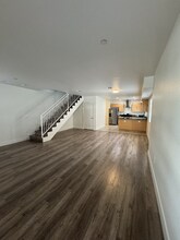 11312 Huston St in Los Angeles, CA - Building Photo - Building Photo
