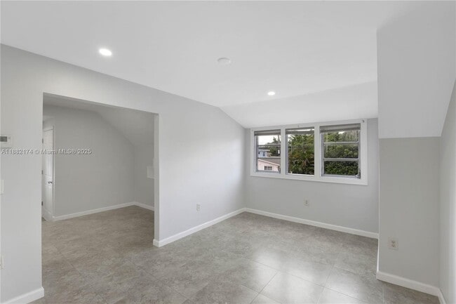 1408 SW 19th Ter in Miami, FL - Building Photo - Building Photo