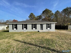 4002 Offutt Ct NW in Huntsville, AL - Building Photo