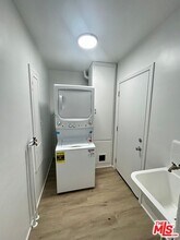 11913 Tennessee Ave in Los Angeles, CA - Building Photo - Building Photo