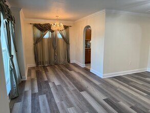 4317 Green Acres Rd in Metairie, LA - Foto de edificio - Building Photo