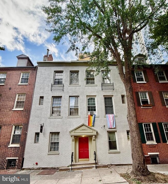property at 330 S Juniper St