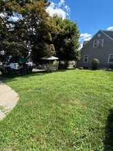 7 Hunting St in Bridgeport, CT - Building Photo - Building Photo