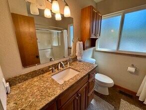 19380 Pleasantview Dr in Groveland, CA - Building Photo - Building Photo