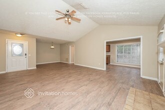 2111 Bankston Cir in Snellville, GA - Foto de edificio - Building Photo