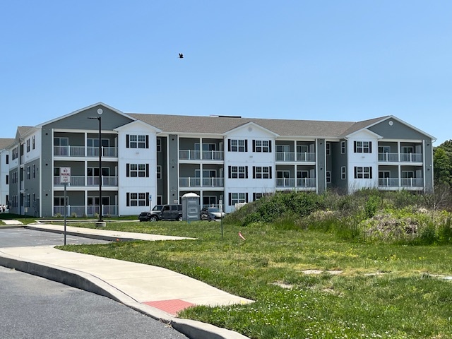 33548 Old Salt Ln, Unit 206 in Lewes, DE - Building Photo