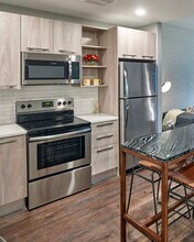 579 Broad St in Newark, NJ - Building Photo - Building Photo