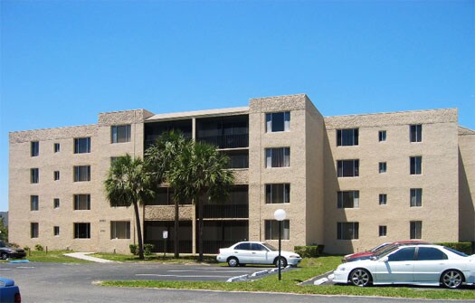 Somerset Grove 3 in Lauderdale Lakes, FL - Foto de edificio