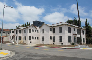 757 S Ogden Dr in Los Angeles, CA - Building Photo