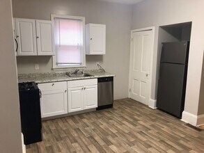 5501 Bridge Ave in Cleveland, OH - Building Photo - Building Photo