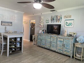 456 Ricold Terrace in Port Charlotte, FL - Building Photo - Building Photo