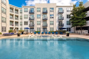 1800 Broadway in San Antonio, TX - Building Photo