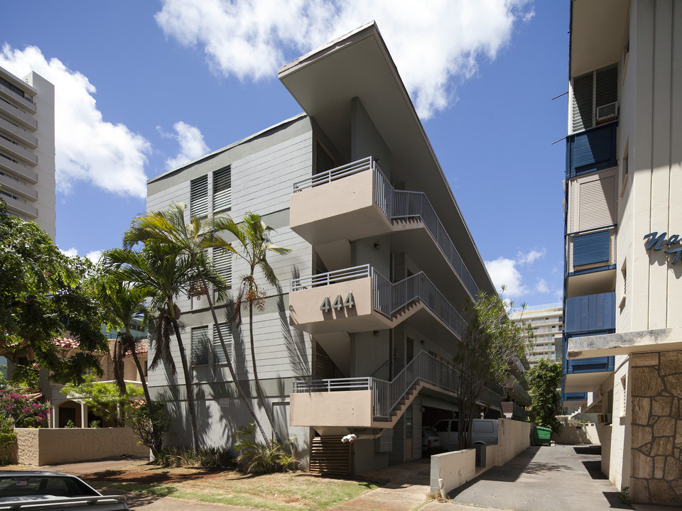 444 NAMAHANA St in Honolulu, HI - Building Photo