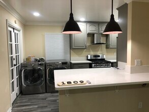 1809 Michigan Ave in Santa Monica, CA - Building Photo - Building Photo