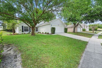 1676 Vick Rd in Apopka, FL - Building Photo - Building Photo
