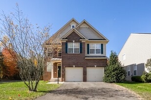 7722 Yalta Way in Gainesville, VA - Building Photo