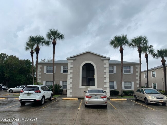 property at 4135 Cedar Creek Cir