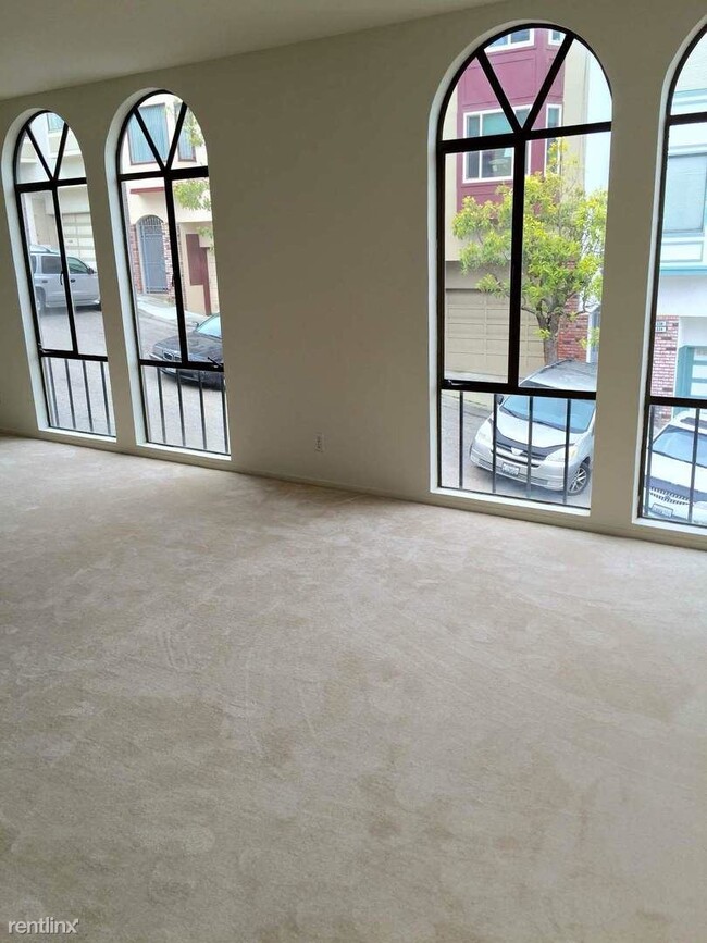 301 Dorado Terrace in San Francisco, CA - Building Photo - Building Photo