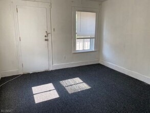 98 Arch St-Unit -4 in Butler, NJ - Building Photo - Building Photo