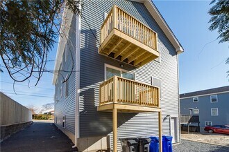 44 Hall St in Providence, RI - Building Photo - Building Photo