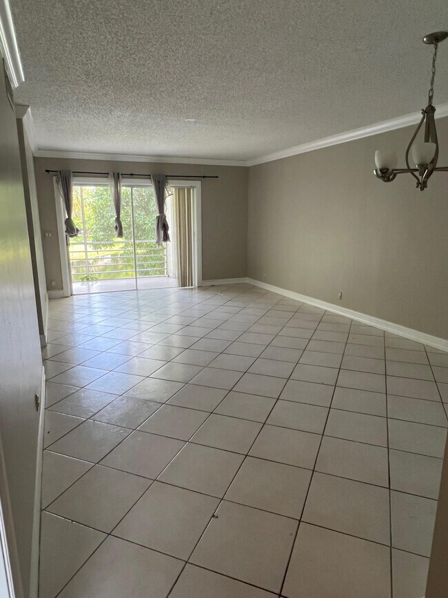2700 Casita Way in Delray Beach, FL - Building Photo - Building Photo