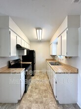 3520 W Olive St in Rogers, AR - Building Photo - Building Photo