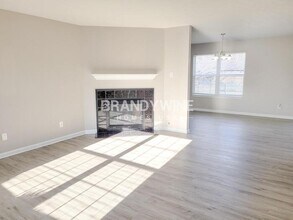 1135 Valley Forge Dr in Indianapolis, IN - Building Photo - Building Photo