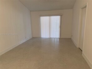 3548 NW 111th Terrace in Sunrise, FL - Building Photo - Building Photo