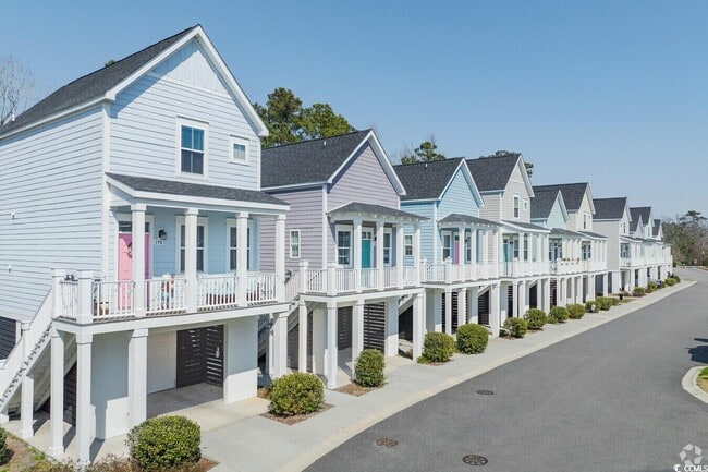 property at 1501 Flatwood St