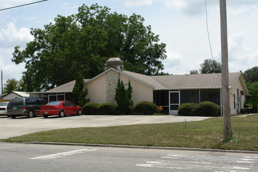 1007 W Pleasant St in Avon Park, FL - Foto de edificio