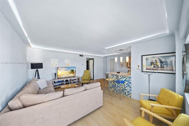1545 Euclid Ave in Miami Beach, FL - Building Photo - Building Photo