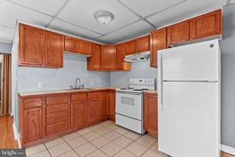 1336 Susquehanna St, Unit 1 downstairs in Harrisburg, PA - Building Photo - Building Photo