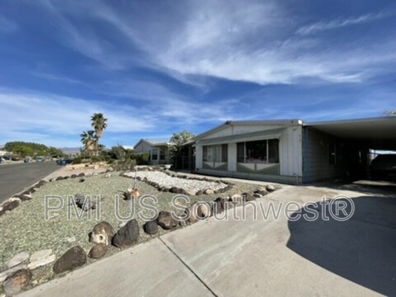 818 Church St in Bullhead City, AZ - Building Photo