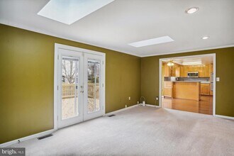 15608 Wapello Way in Rockville, MD - Building Photo - Building Photo