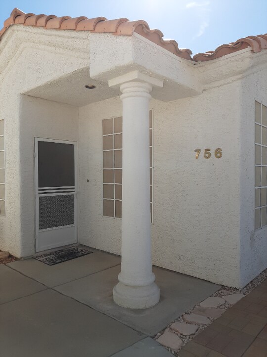 756 Mesa Springs Dr in Mesquite, NV - Building Photo
