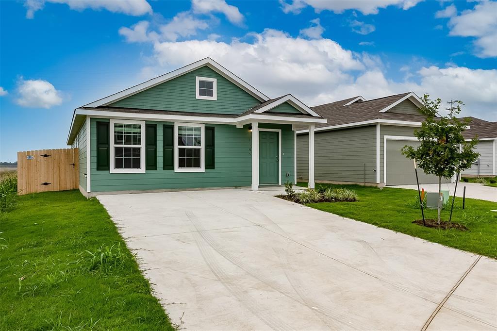 1105 Catfish Ln in Bastrop, TX - Building Photo