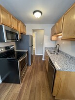 1022 Manvel St Apartamentos