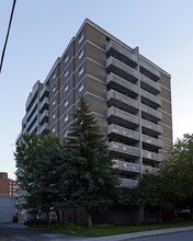 Burnside Terrace in Ottawa, ON - Building Photo - Building Photo