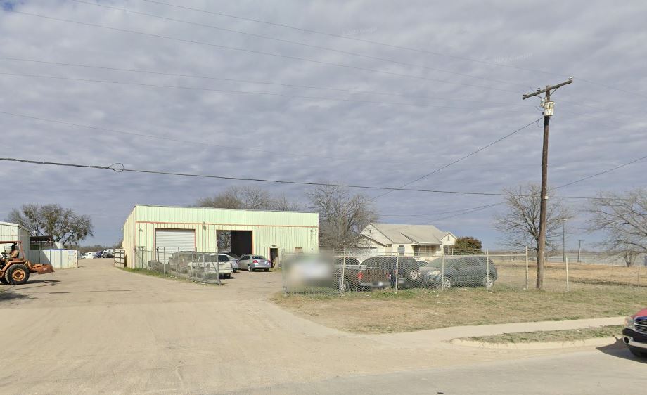 1239 E Fulghum Rd in Hutchins, TX - Building Photo