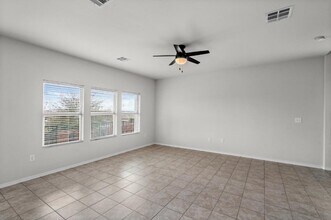 10116 Gertrudis Lp in Austin, TX - Building Photo - Building Photo