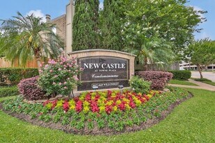 4645 Wild Indigo St in Houston, TX - Building Photo