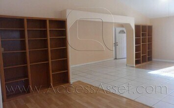 31060 Avenida La Gaviota in Cathedral City, CA - Building Photo - Building Photo