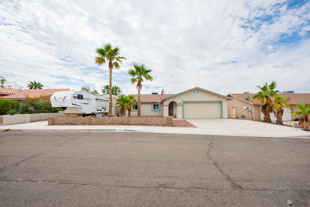 11239 E 27th Pl in Yuma, AZ - Building Photo