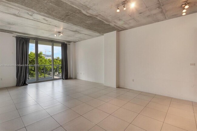 3451 NE 1st Ave in Miami, FL - Building Photo - Building Photo