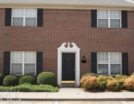 2828 Florence Dr in Gainesville, GA - Building Photo