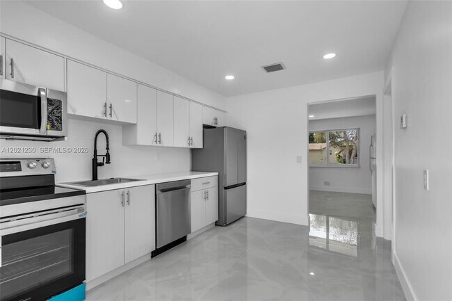 821 SW 7th Ave