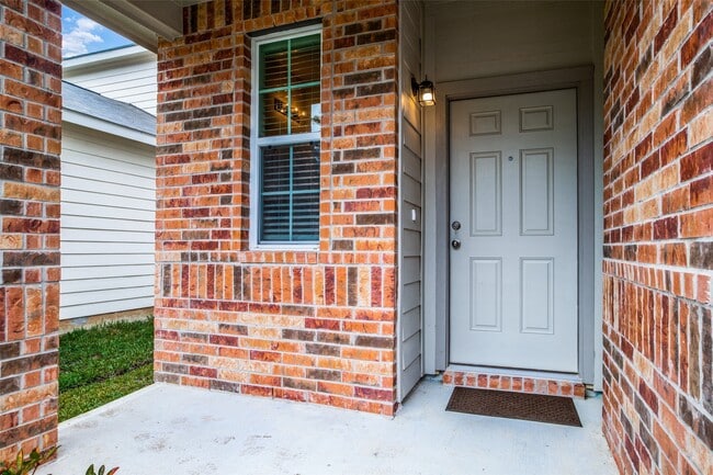 property at 3649 Cub Dr