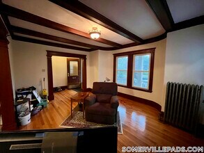 76 Powder House Blvd in Somerville, MA - Building Photo - Building Photo