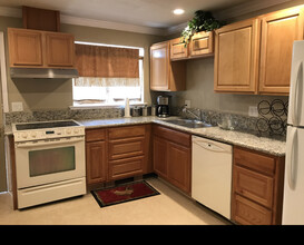 282 Gallaway Ln in Reno, NV - Building Photo - Building Photo